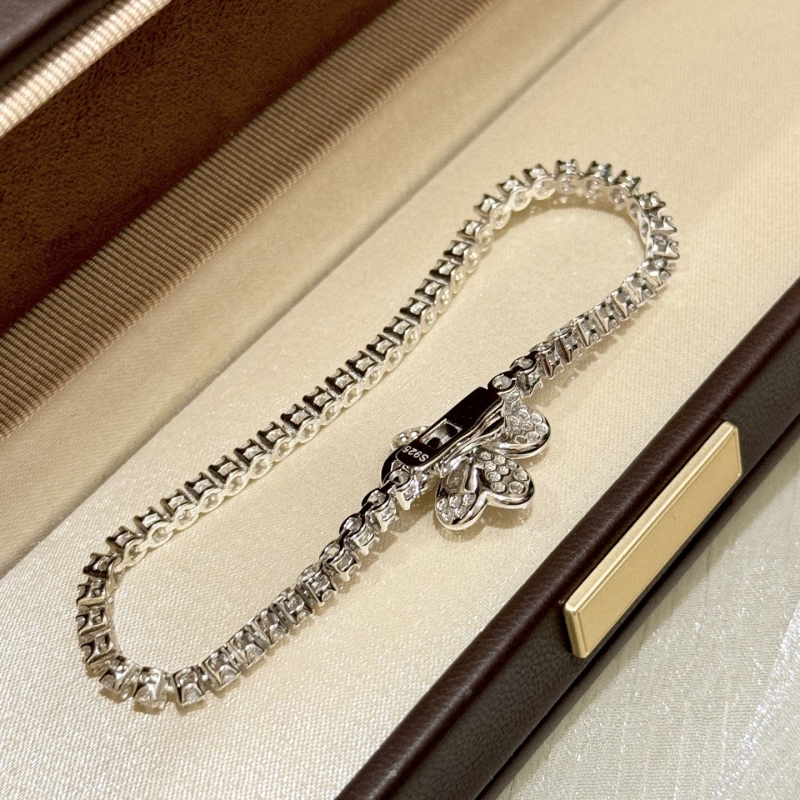 Vca Bracelets